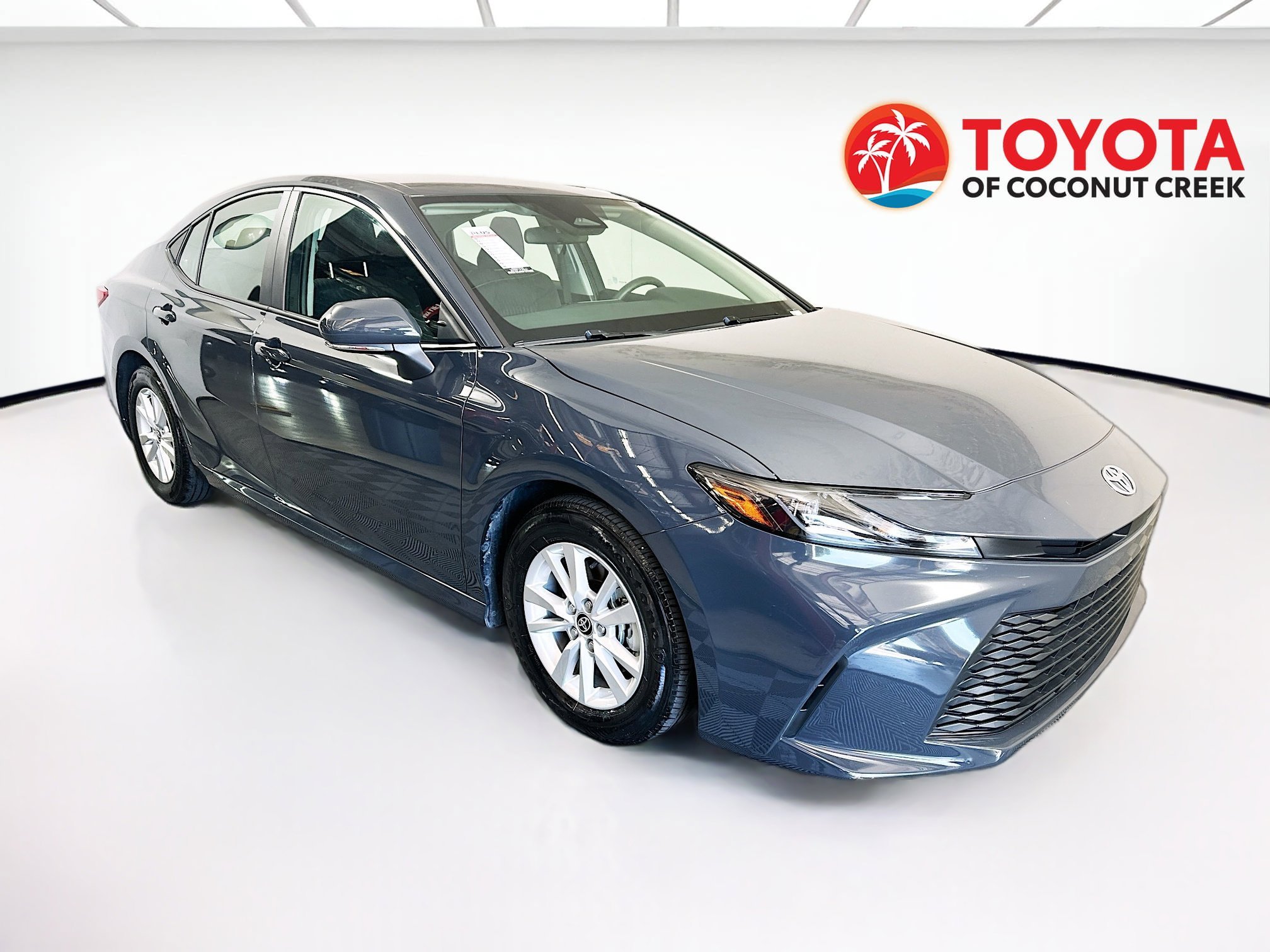 Used 2025 Underground Toyota LE image 1