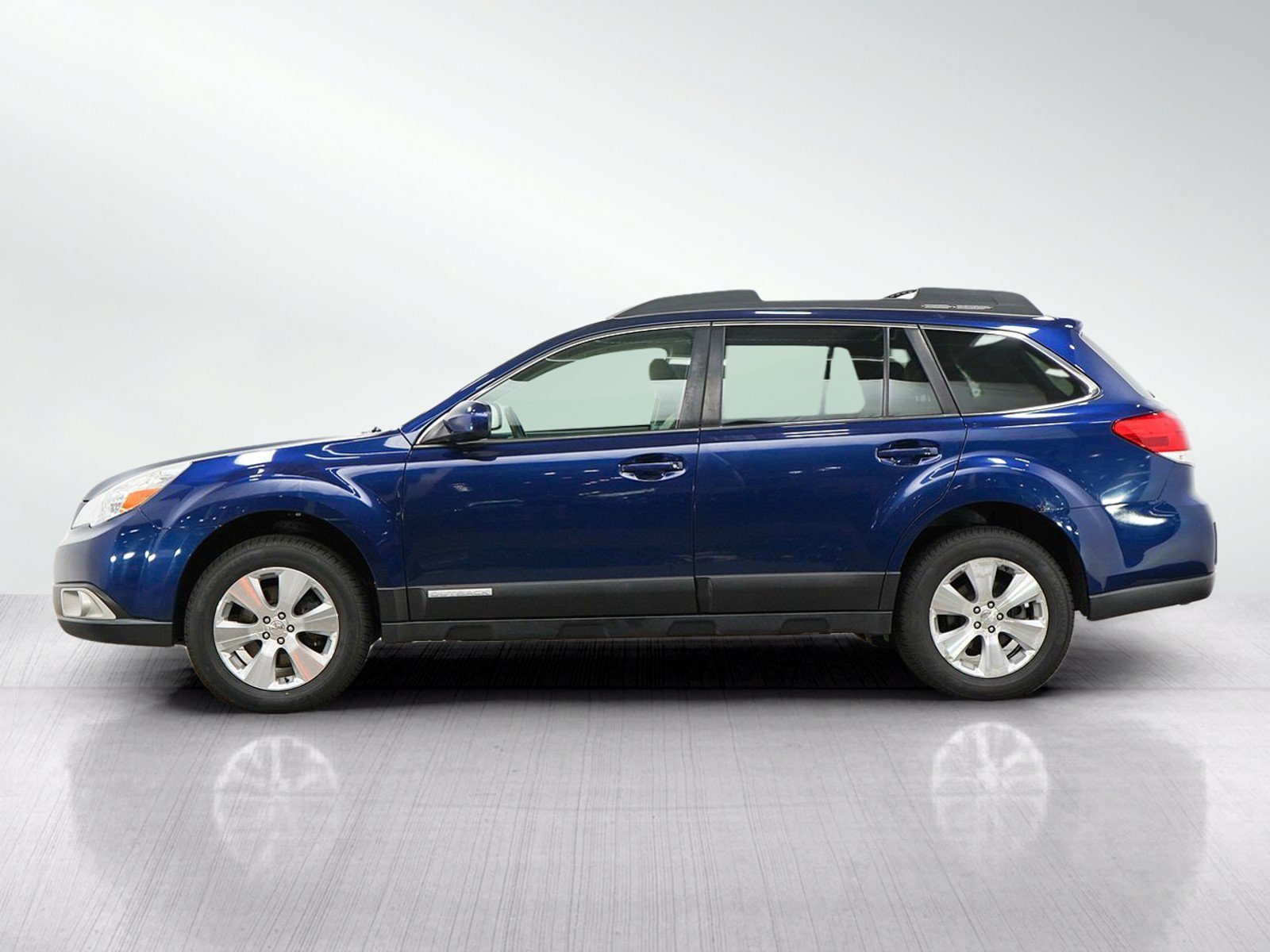 Used 2010 Azurite Blue Pearl Subaru 3.6R image 2