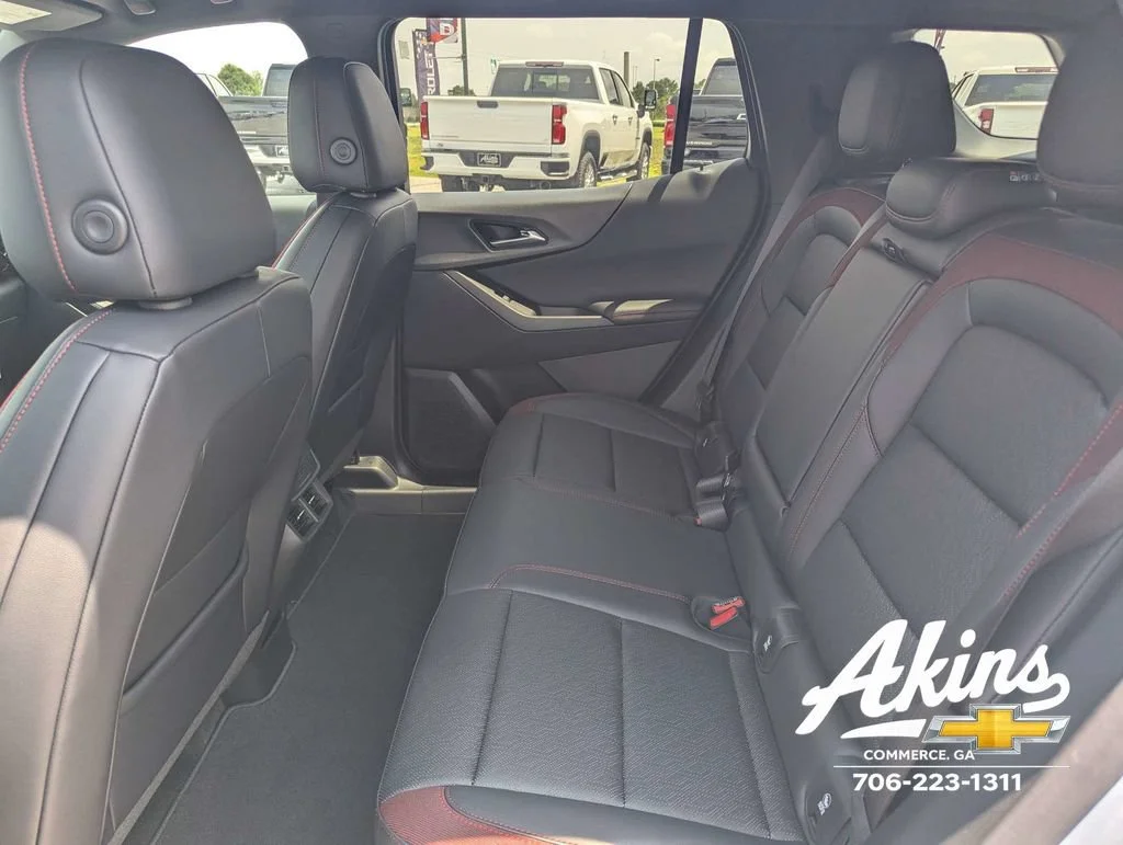 2027 Chevrolet Equinox RS - Photo 13