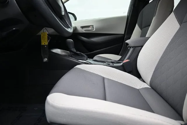 Used 2026 White Toyota LE image 21