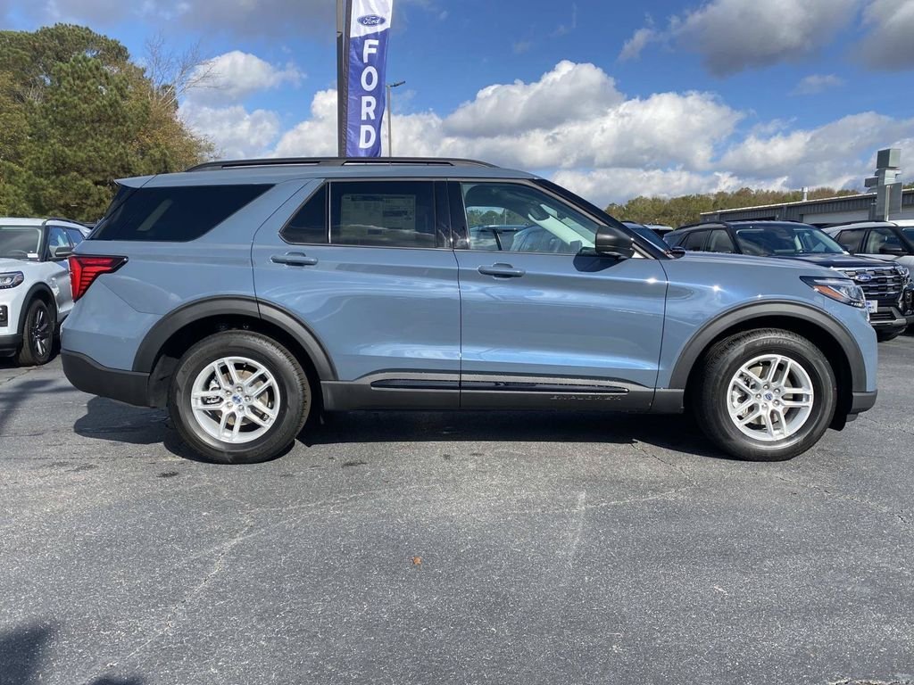 New 2026 Vapor Blue Metallic Ford Active image 2