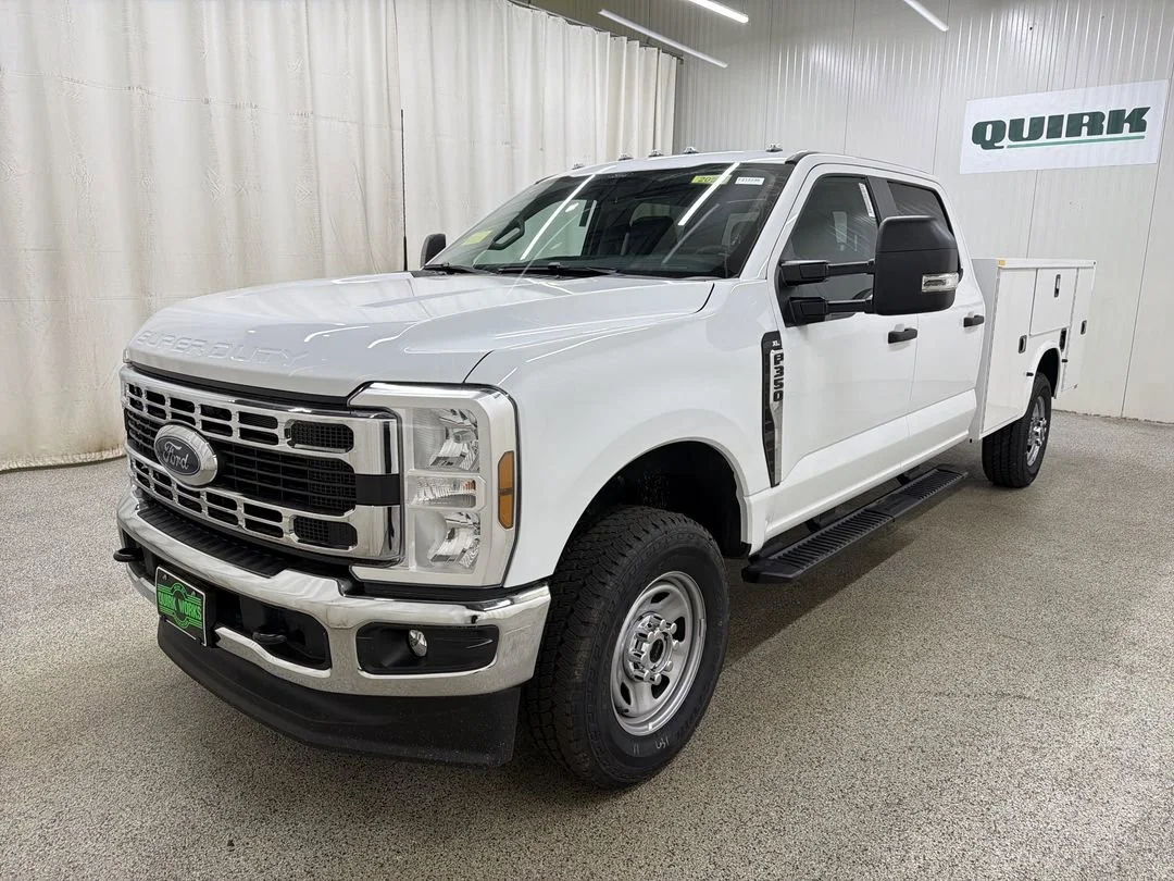 New 2026 Oxford White Ford F-350® XL image 4
