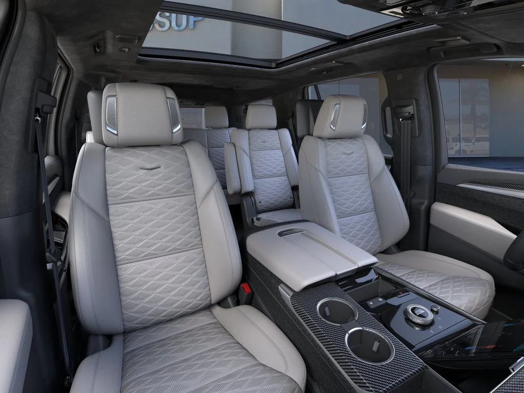 2026 Cadillac Escalade V-Series - Photo 16