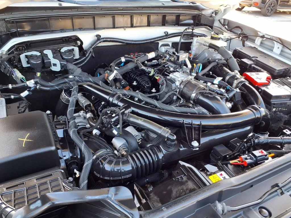 Used 2023 White Ford Badlands image 24