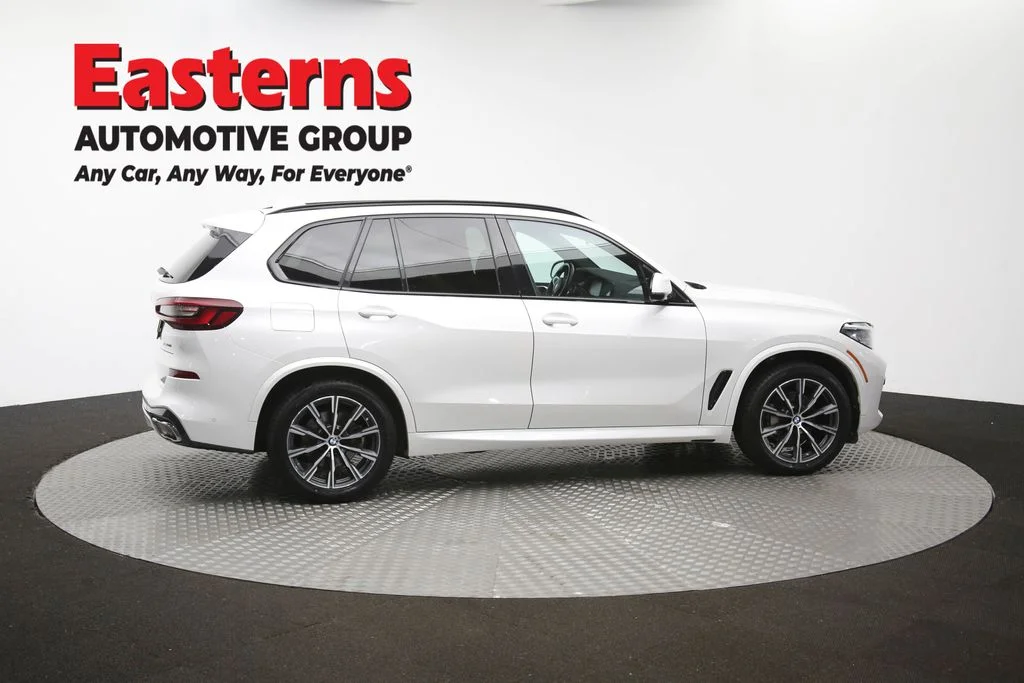 Used 2023 White BMW xDrive40i image 47