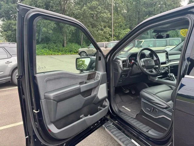 Used 2021 Blue Ford Lariat image 11