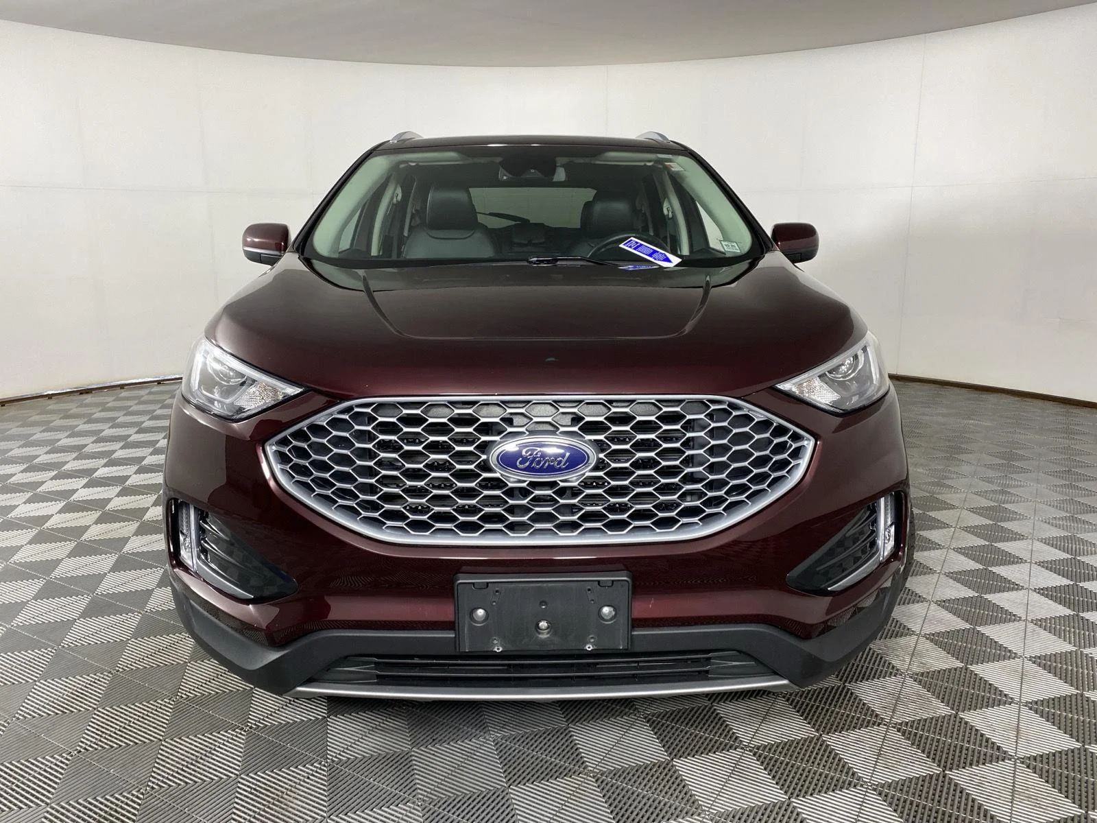 Used 2024 Burgundy Velvet Metallic Tinted Clearcoat Ford SEL image 5