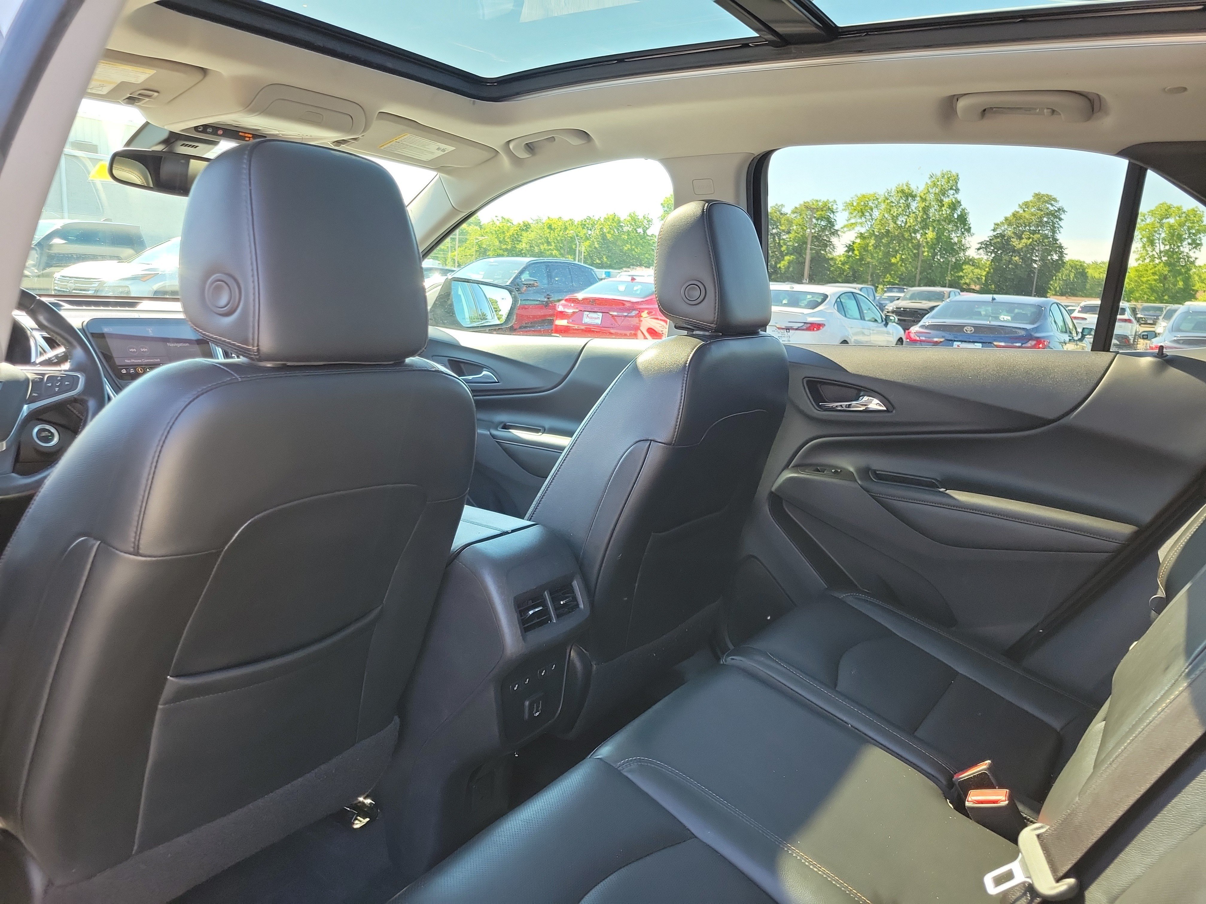 Used 2020 Silver Ice Metallic Chevrolet Premier image 14