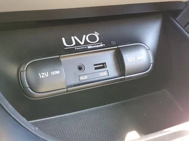 Used 2014 Silver Kia Plus image 29