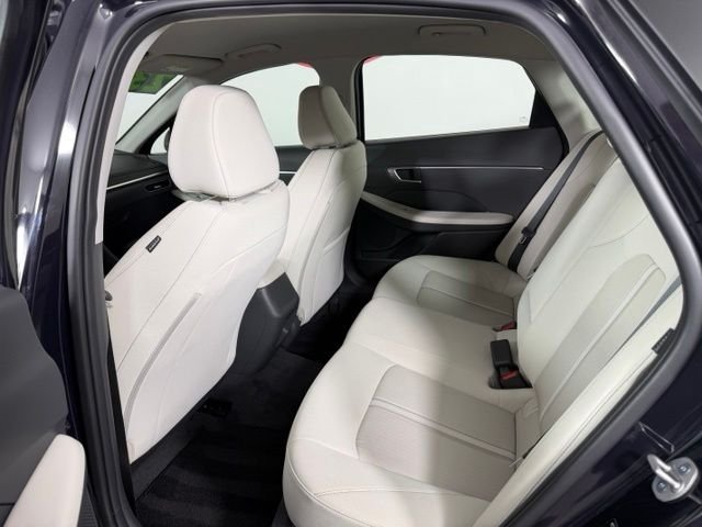 Used 2023 Carbon Blue Hyundai SEL image 11