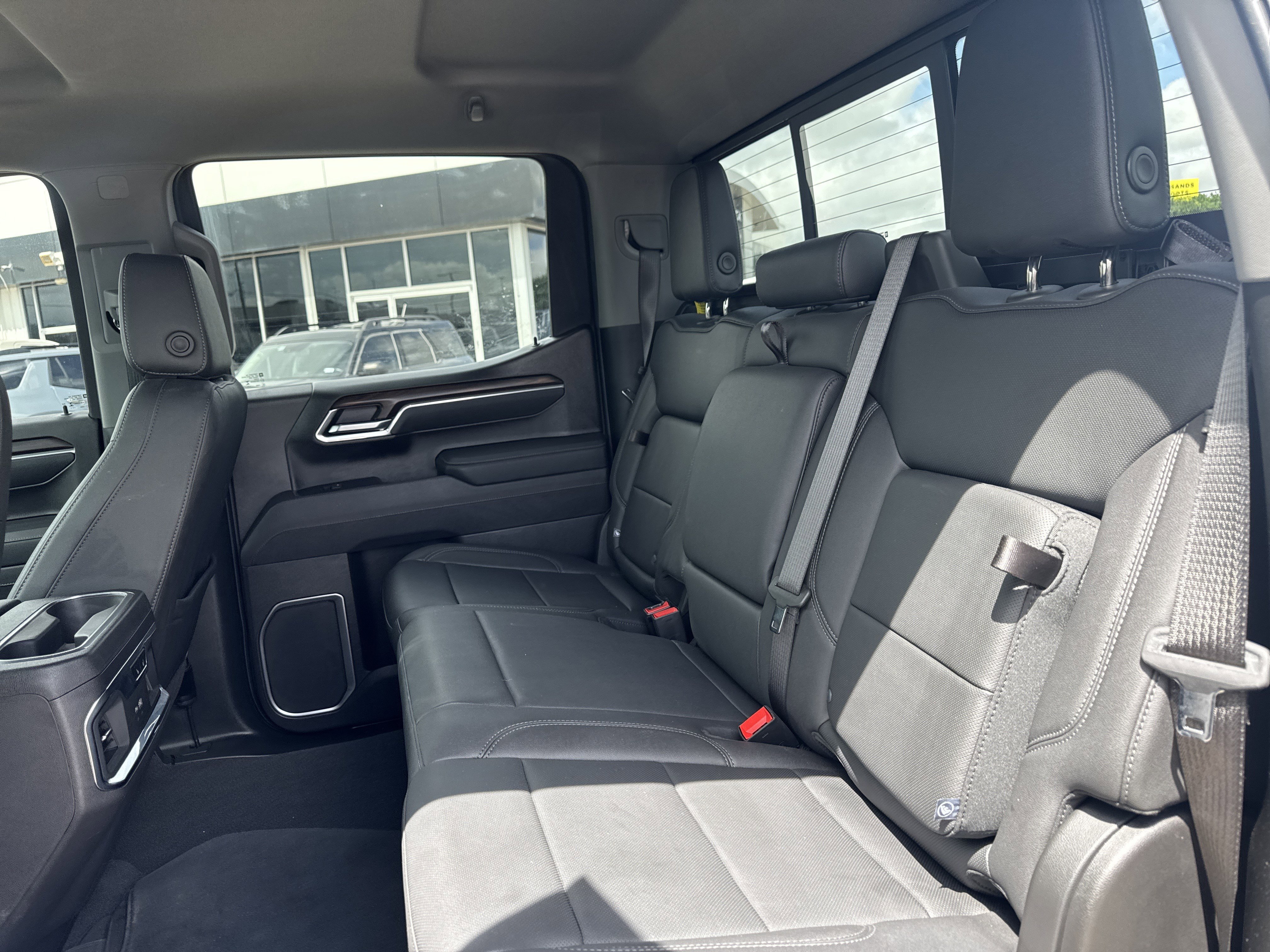 Used 2025 Sterling Metallic GMC SLT image 7