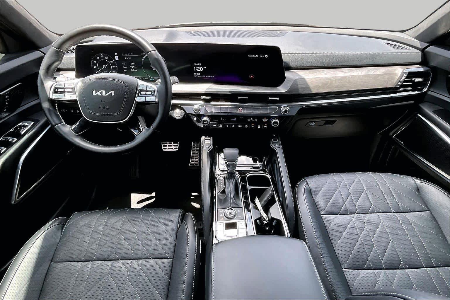Certified Used 2024 Ebony Black Kia SX Prestige X-Line image 16