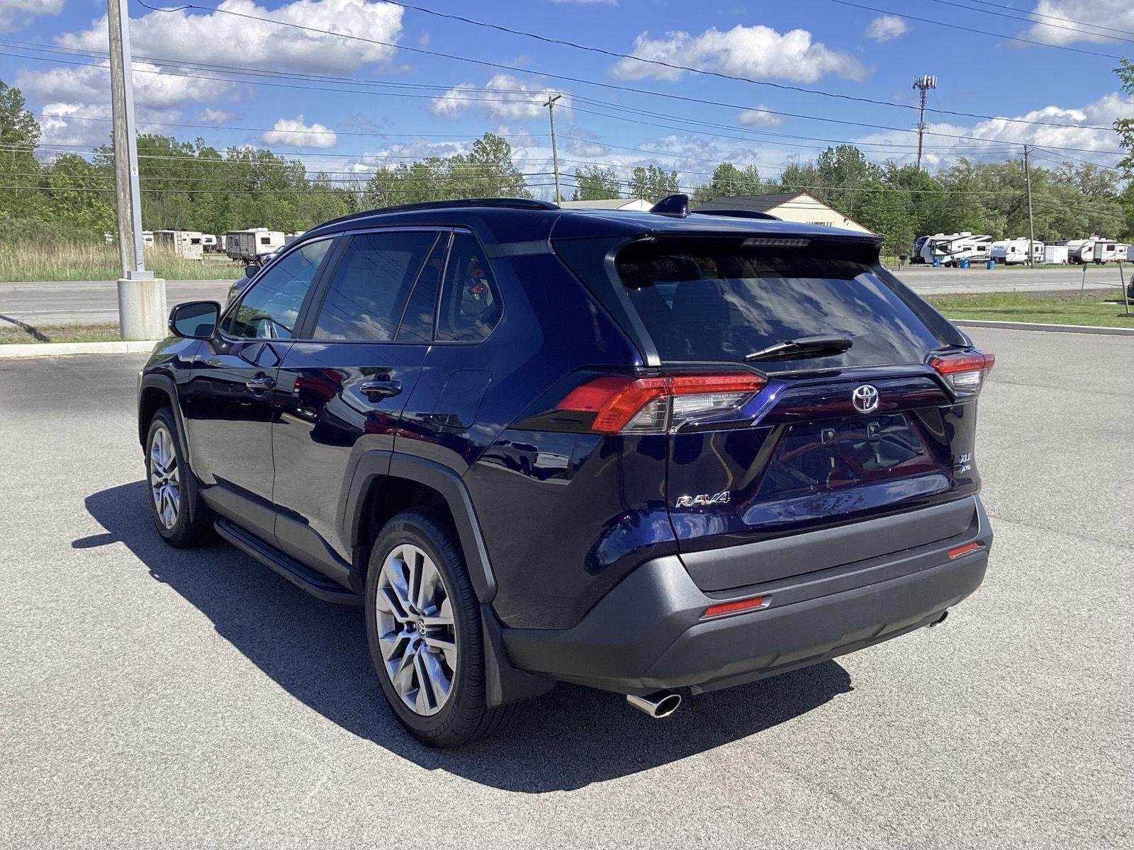 Used 2023 Blueprint Toyota XLE Premium image 5
