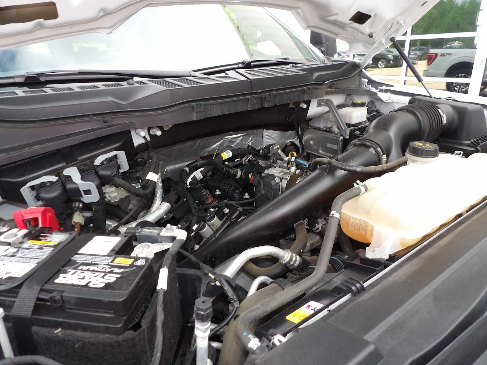 Used 2023 Oxford White Ford XL image 16