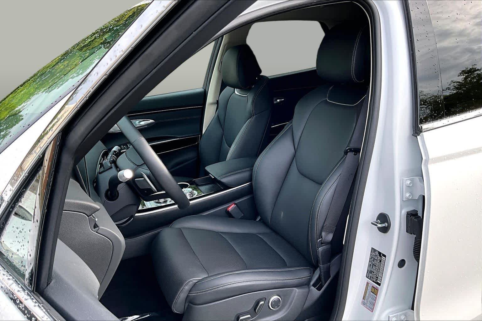 Pre-Owned 2026 Genesis GV70 2.5T
