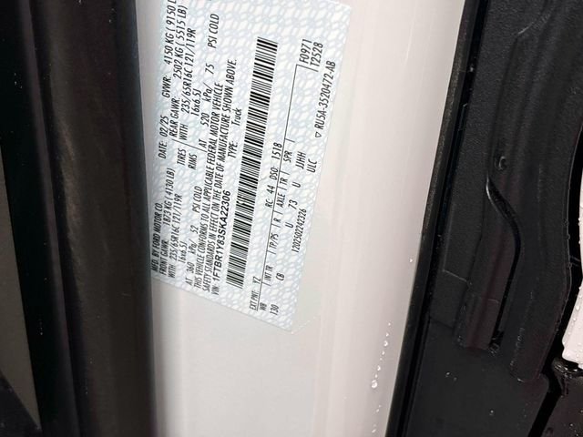 Used 2025 White Ford  image 29