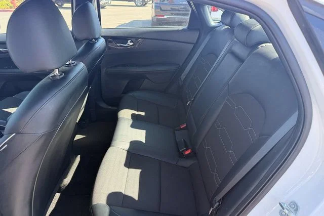 Used 2024  Kia GT-Line image 24