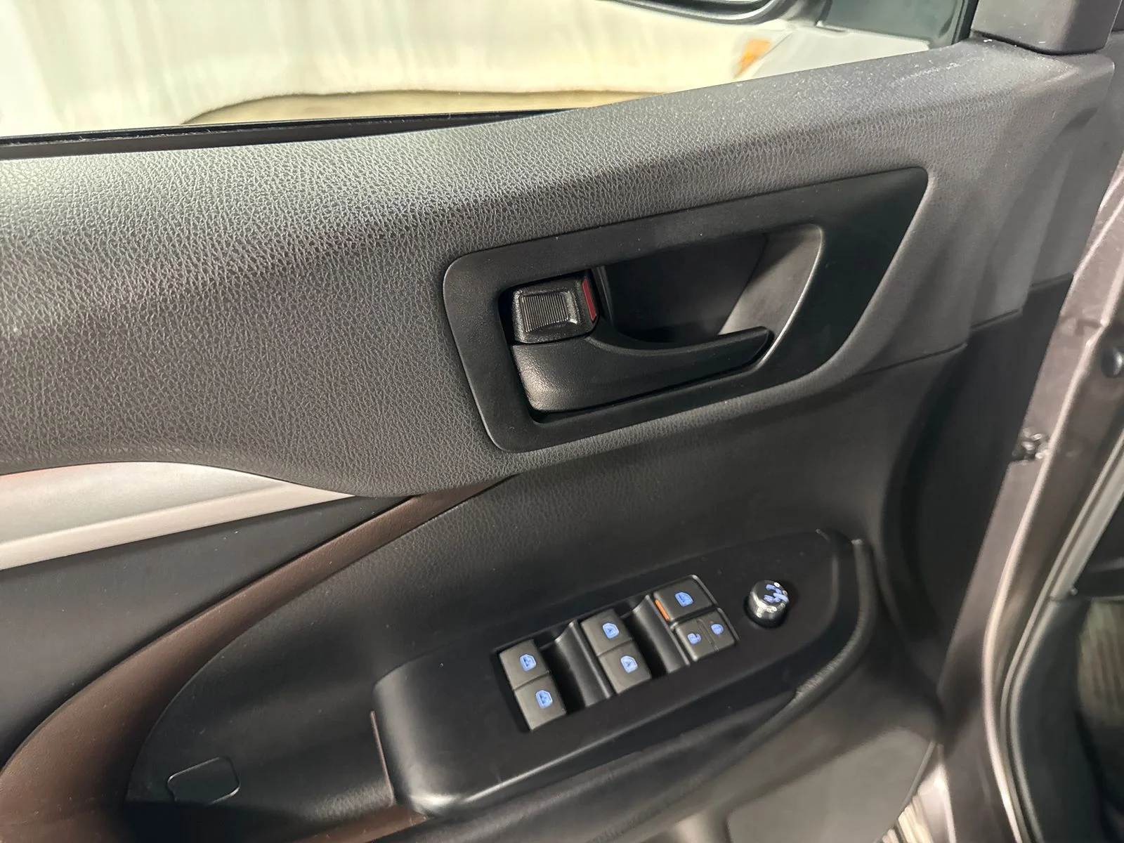 Used 2019 Predawn Gray Mica Toyota LE Plus image 15
