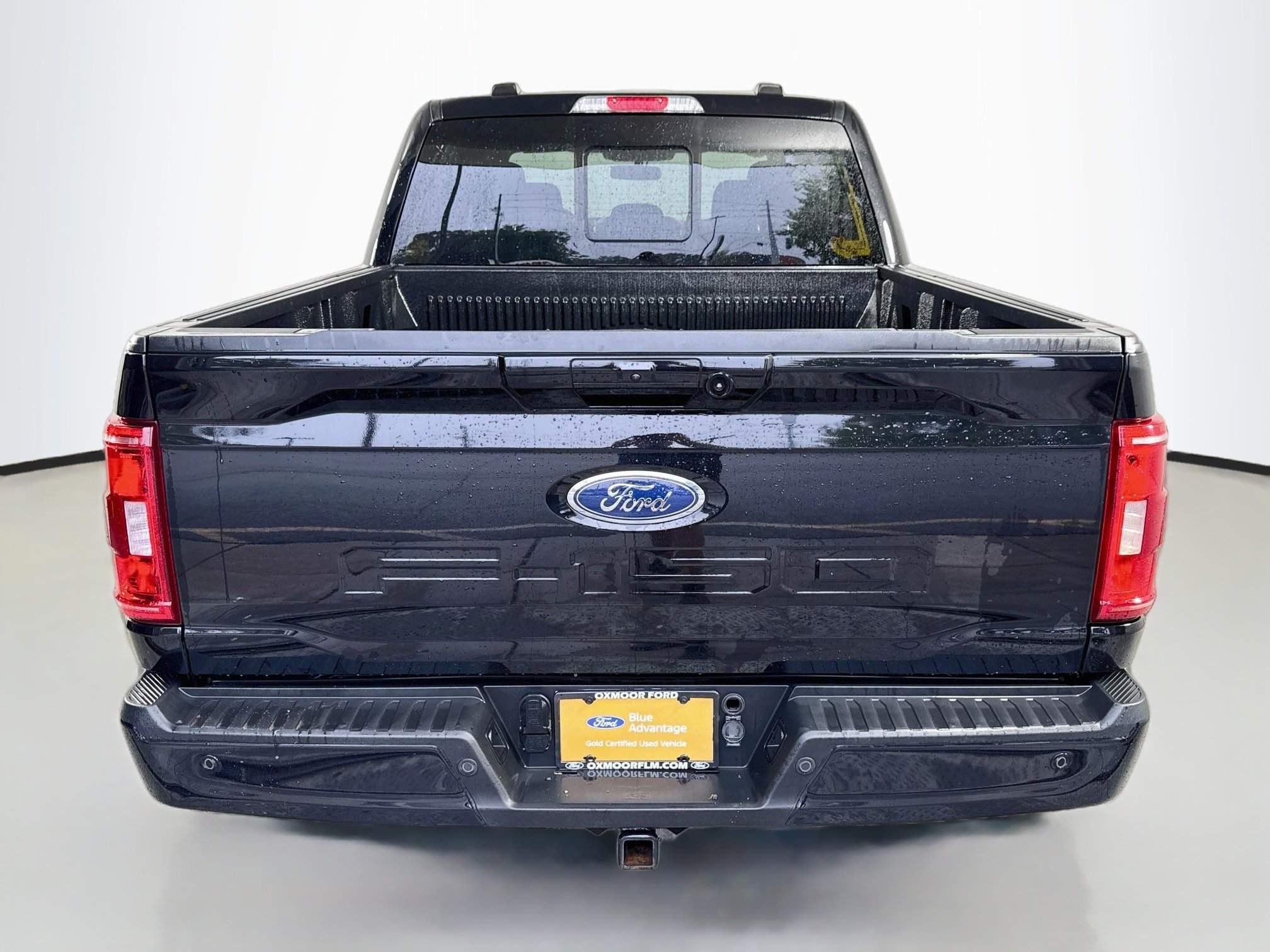 Used 2023 Agate Black Metallic Ford XLT image 6