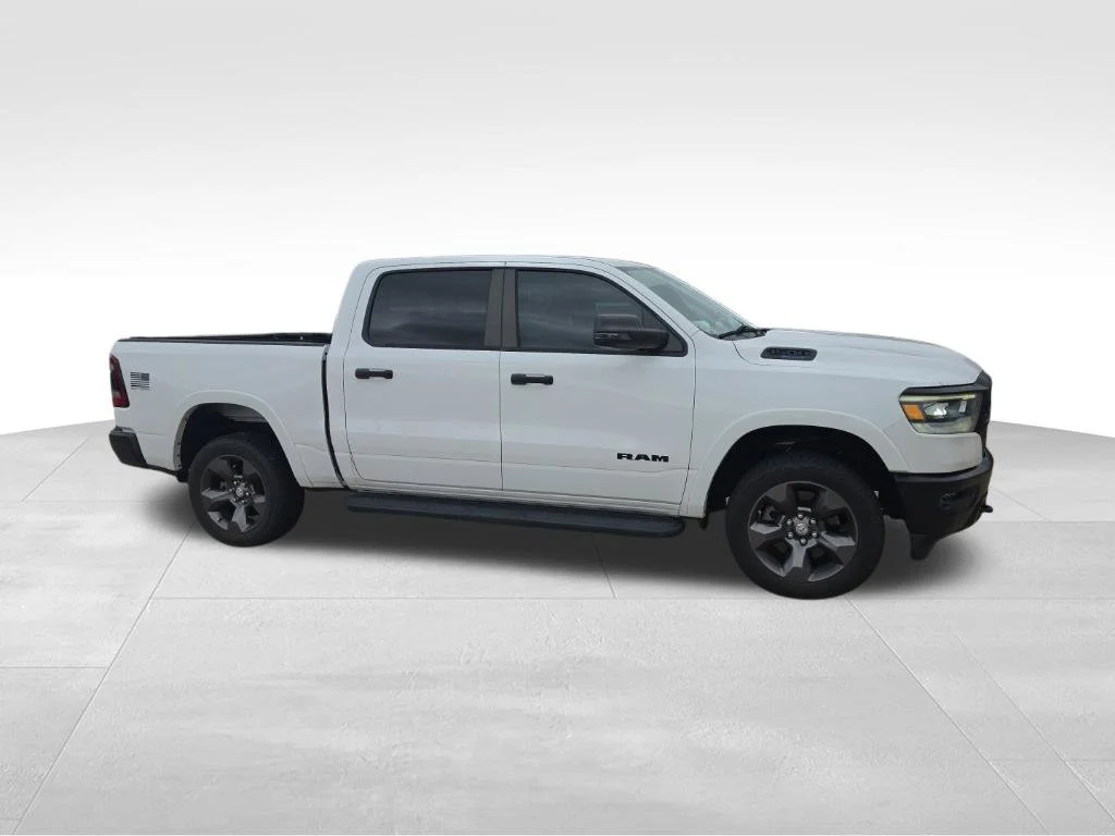 Used 2023 White Ram Big Horn/Lone Star image 7