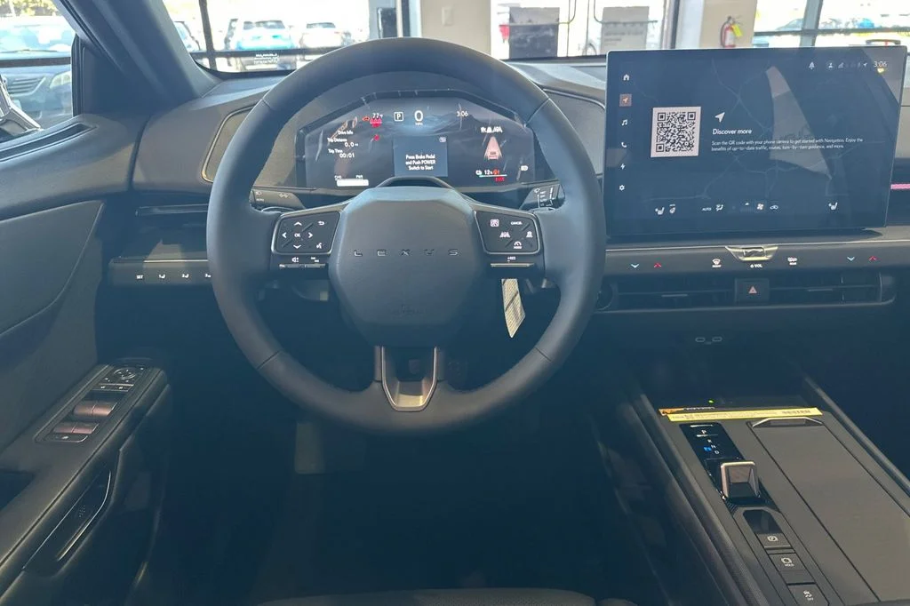 New 2026 Caviar Lexus ES 350e PREMIUM image 14