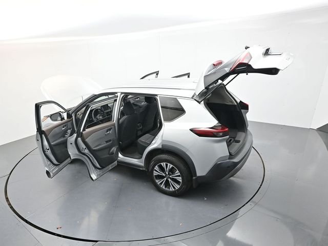 Used 2023 Brilliant Silver Metallic Nissan SV image 43