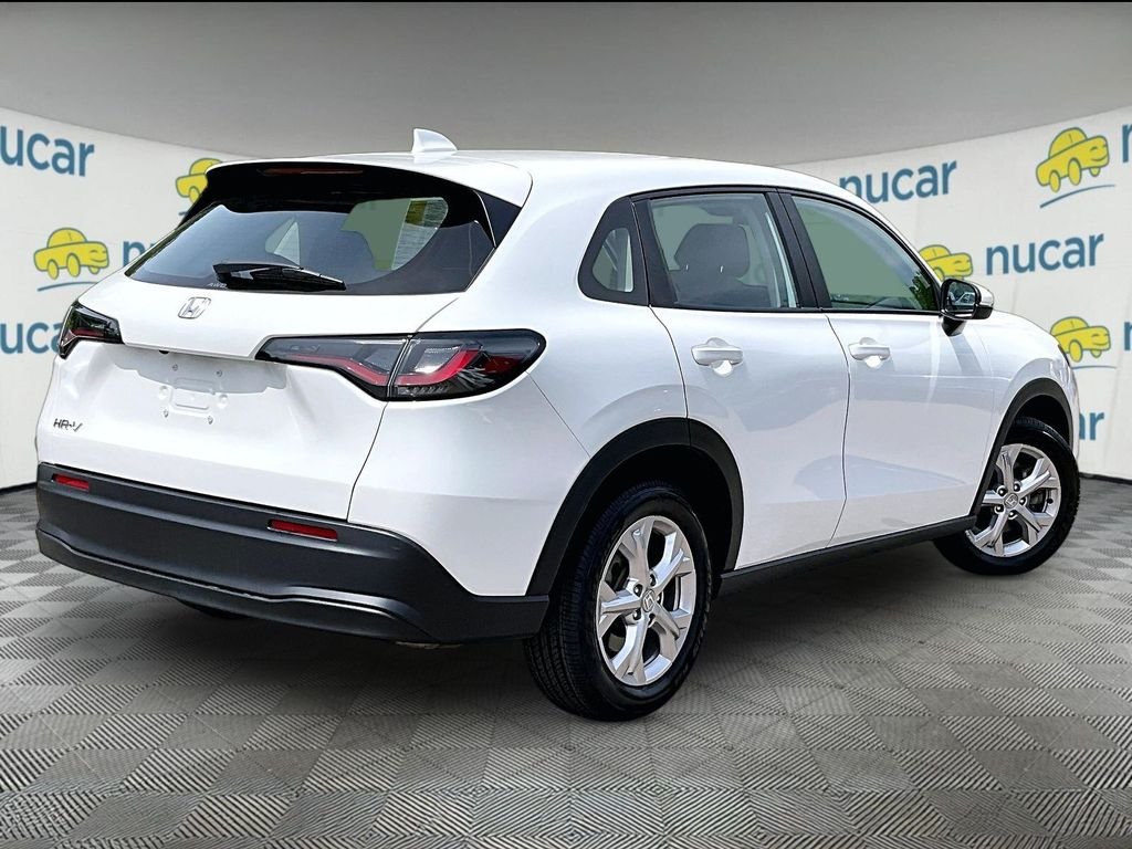 Used 2023 White Honda LX image 6