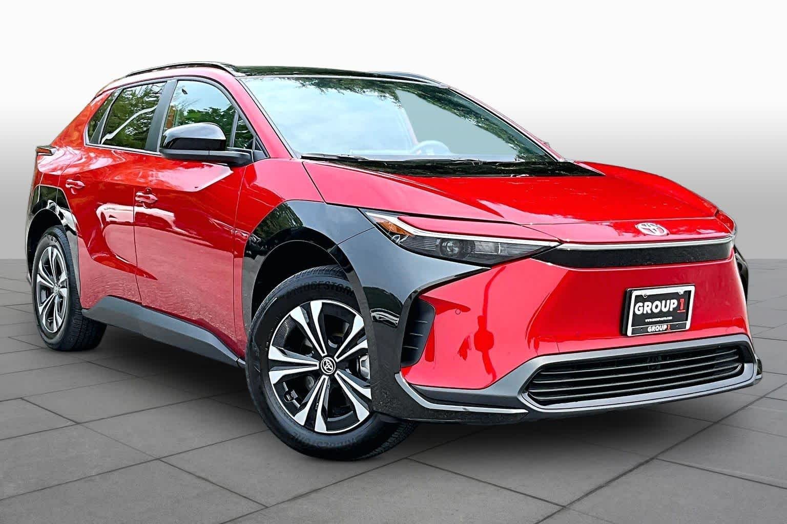 Used 2025 Toyota bZ4X XLE with VIN JTMAAAAA8SA072446 for sale in Bowie, MD