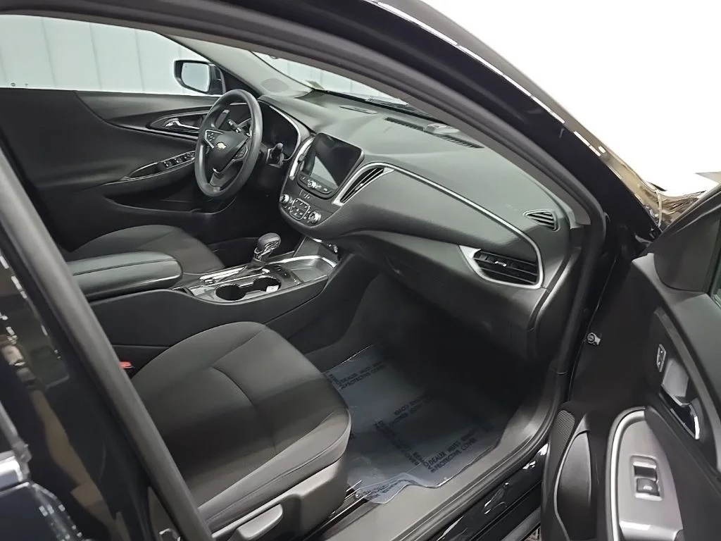 Used 2023 Black Chevrolet LT image 15
