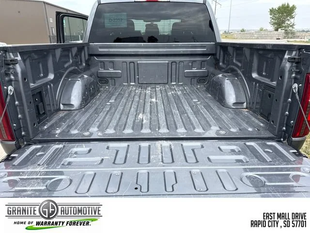 Used 2024 Grey Ford XLT image 22