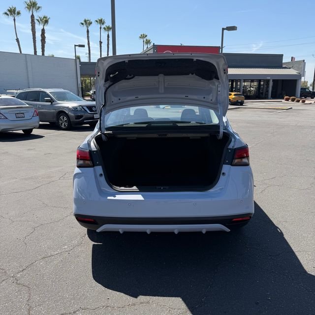 Used 2024 Gray Nissan 1.6 SV image 7