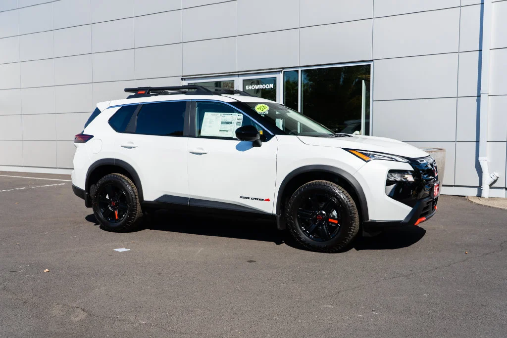 New 2026 Everest White Pearl TriCoat Nissan Rock Creek® image 29