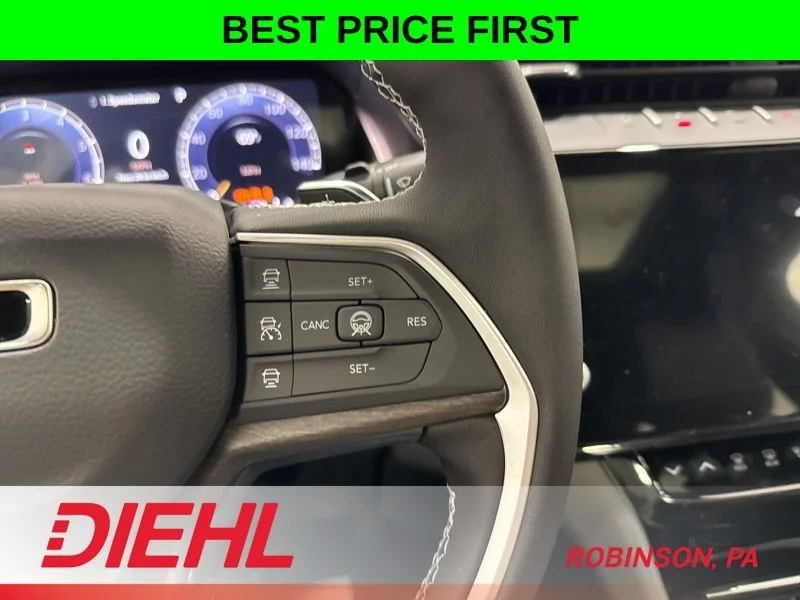 New 2026 Velvet Red Pearl-Coat Exterior Paint Jeep Laredo image 28