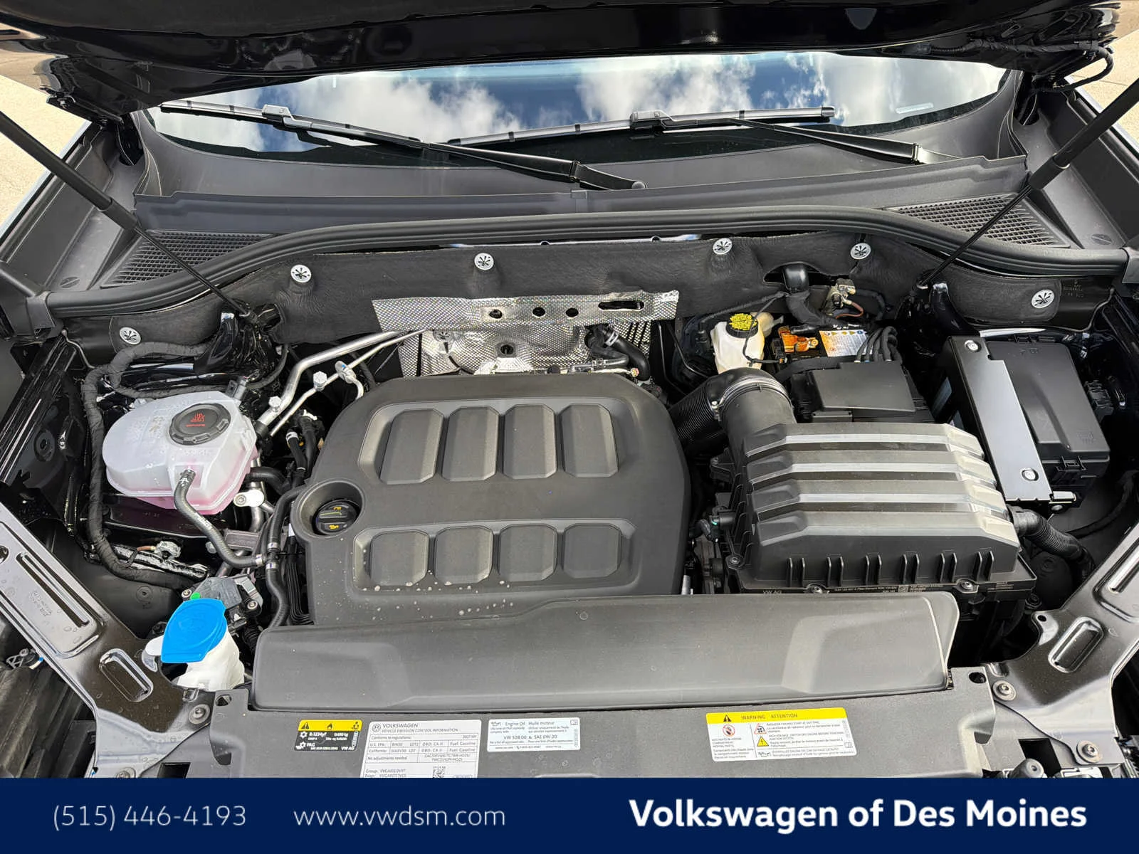 New 2027 Black Volkswagen SE w/Technology image 9