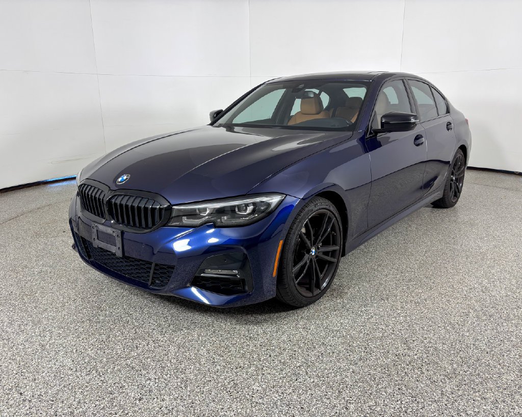 Used 2022 Blue BMW 330i xDrive image 1