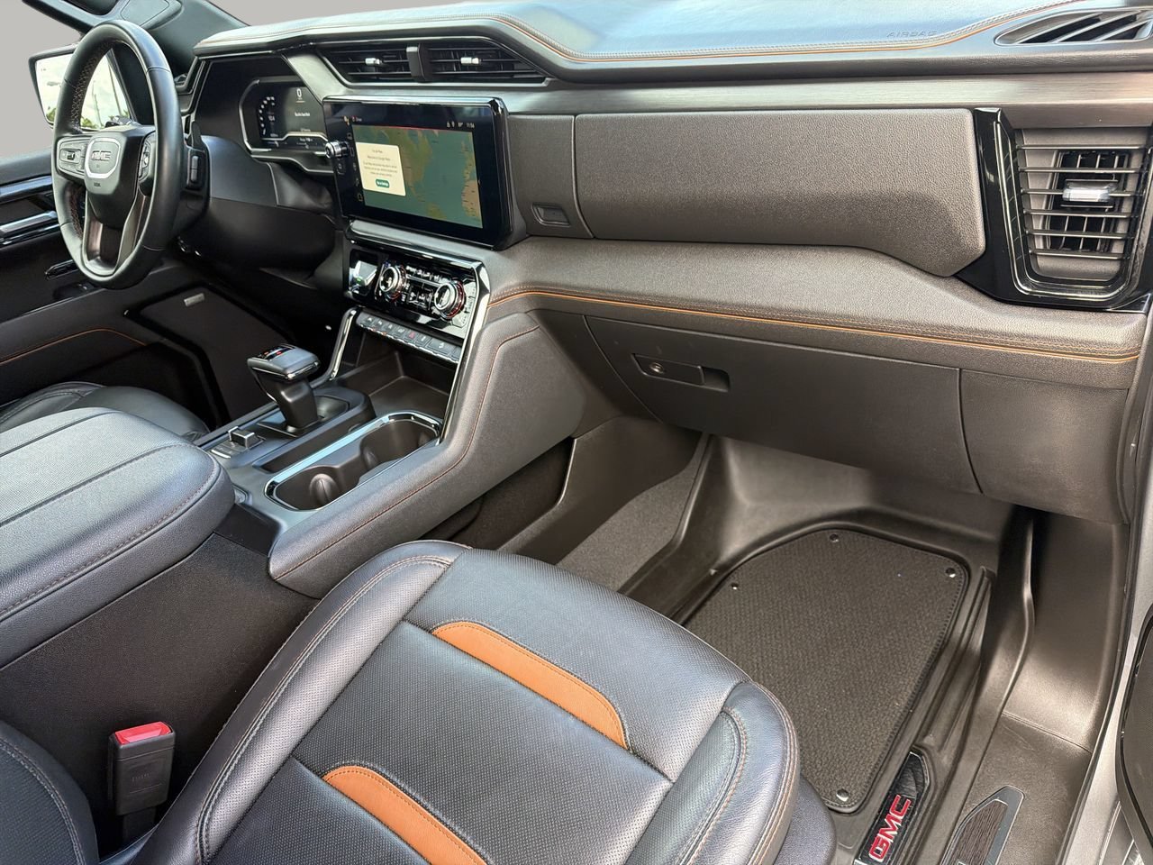 Used 2023 Sterling Metallic GMC AT4 image 11