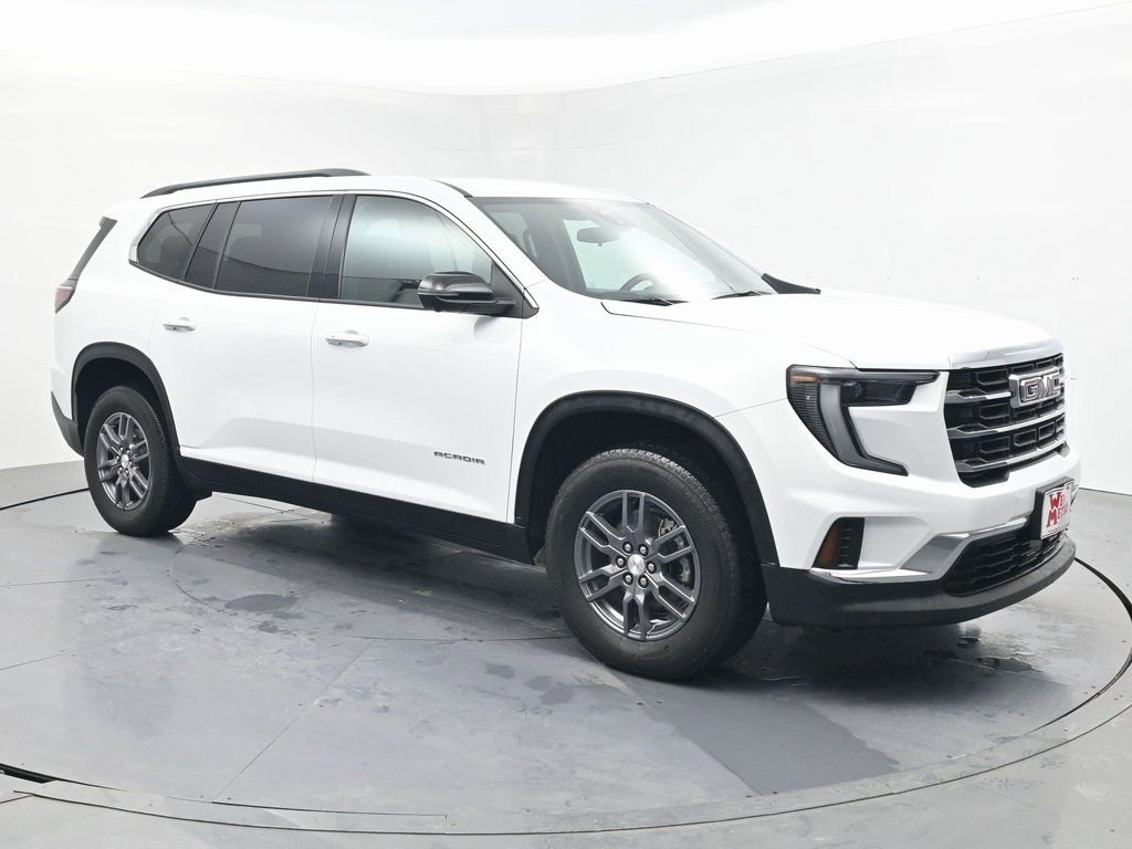 Used 2025 Summit White GMC Elevation image 7