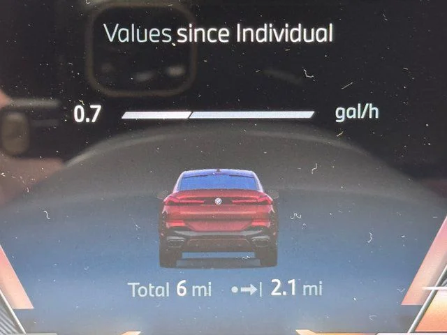 Used 2026 Red BMW xDrive40i image 16