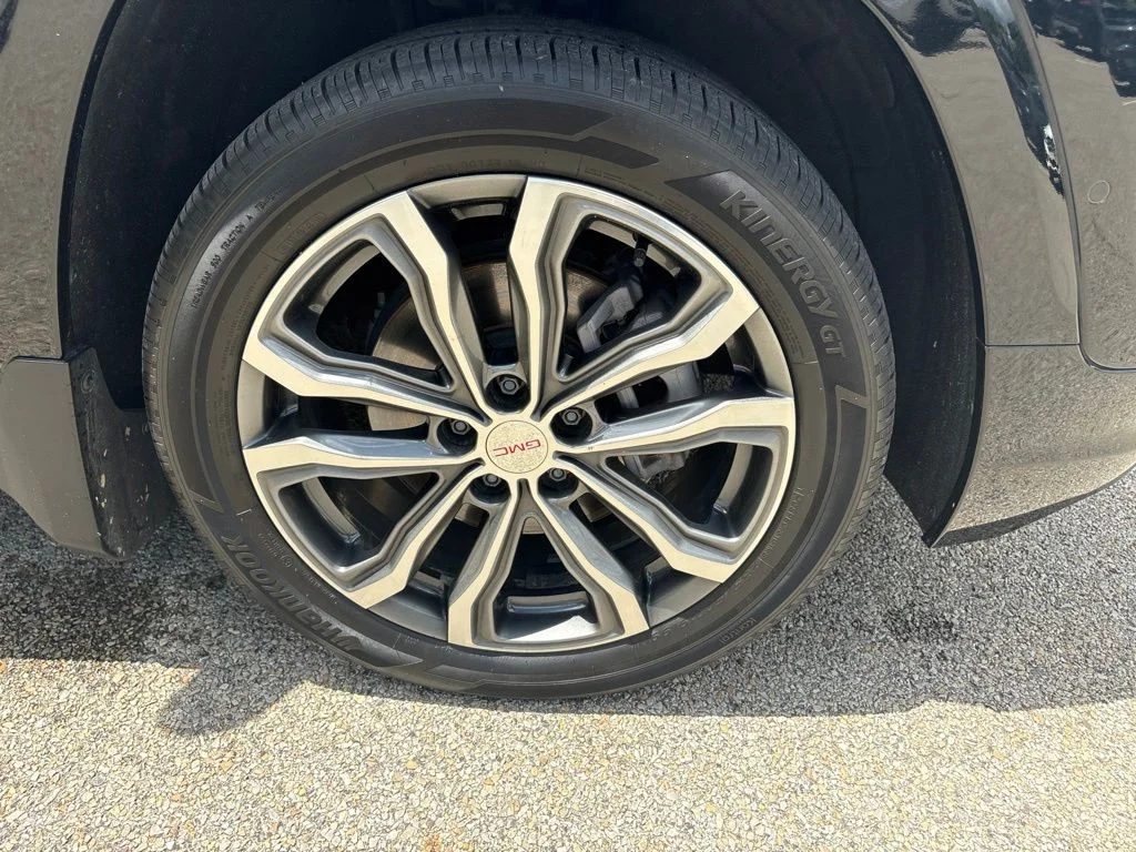 Used 2020 Black GMC Denali image 4