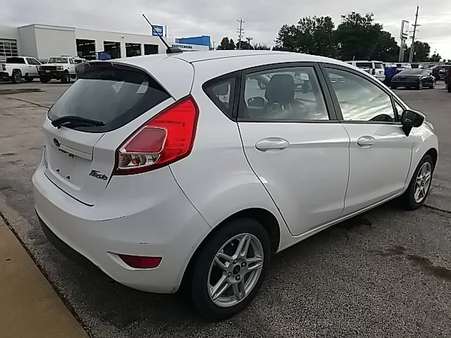 Used 2019 White Ford SE image 35