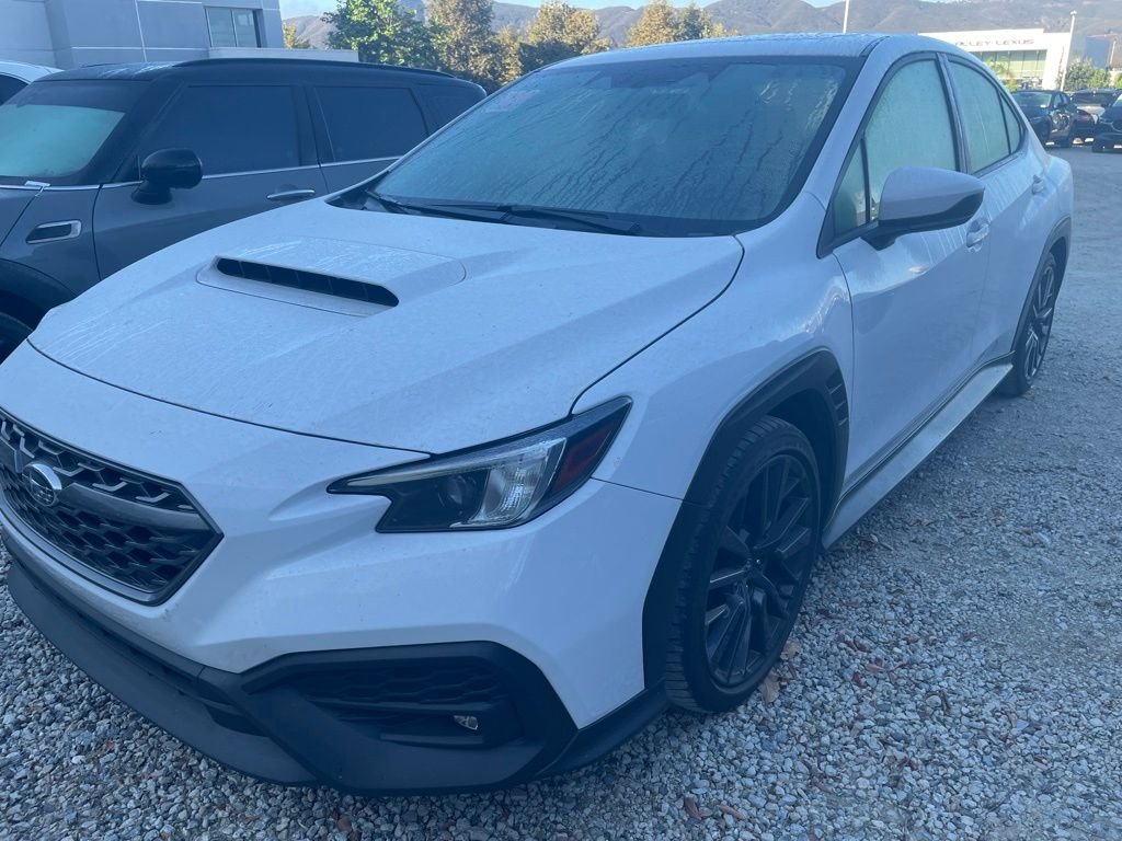 Used 2024 Ceramic White Subaru Premium image 5