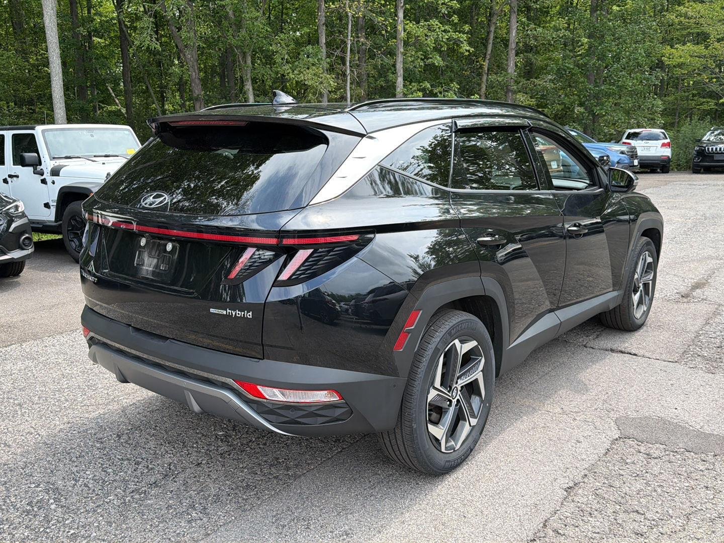 Used 2024 Black Pearl Hyundai Limited image 8