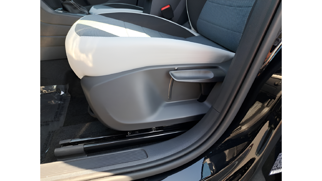 New 2025 Black Volkswagen 1.5T S image 31