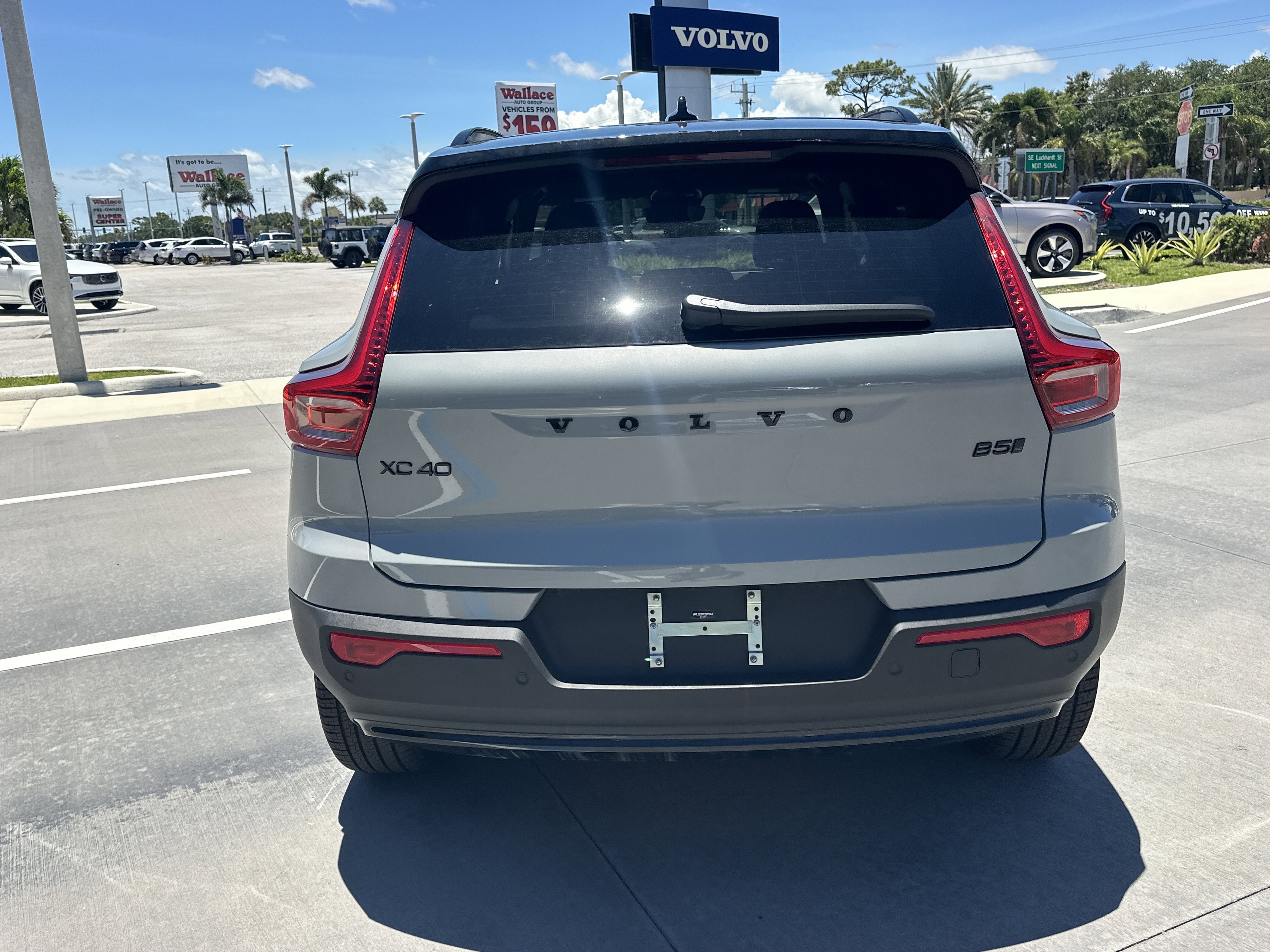 New 2026 Vapour Grey Volvo Ultra image 8