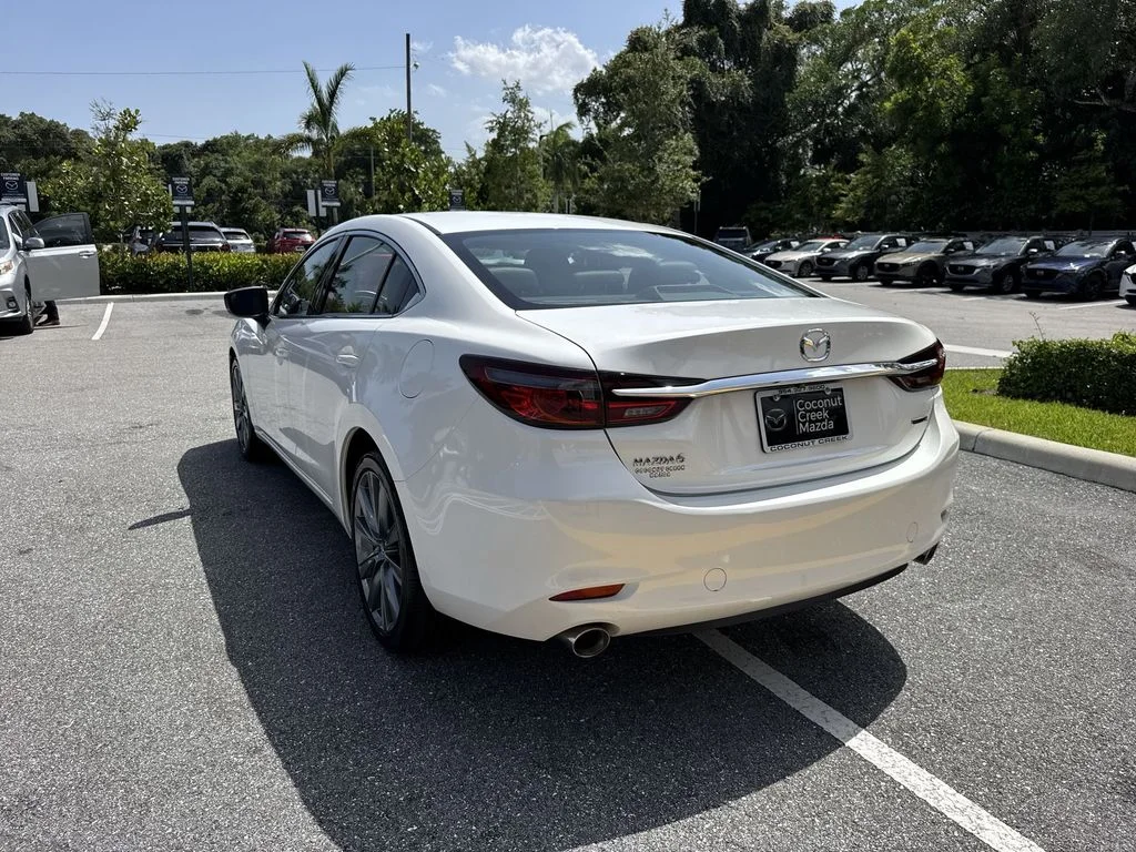 Used 2020 Snowflake White Pearl Mica Mazda Touring image 13