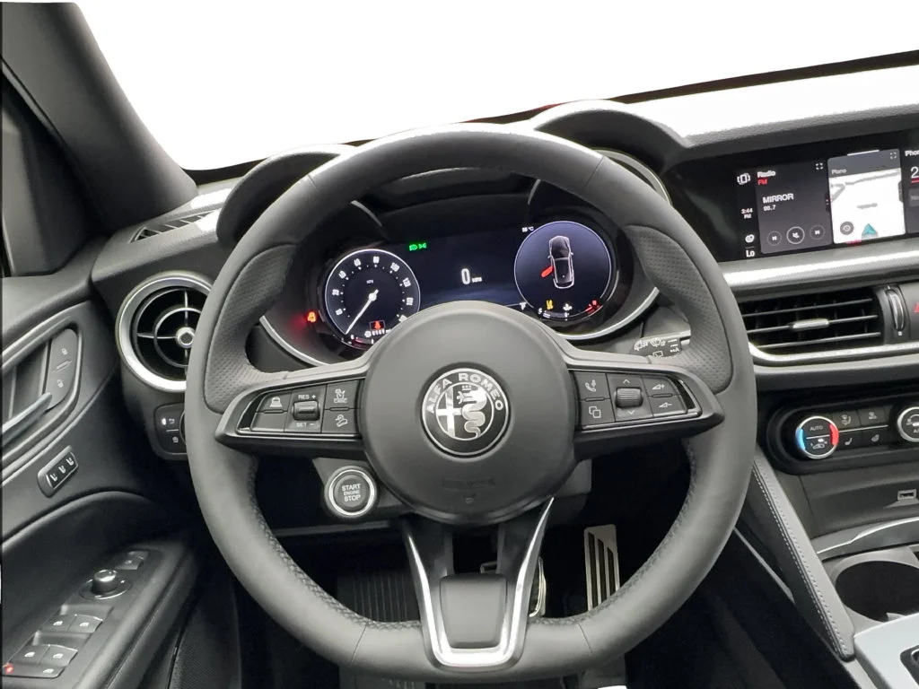 New 2026 Red Alfa Romeo Base image 42