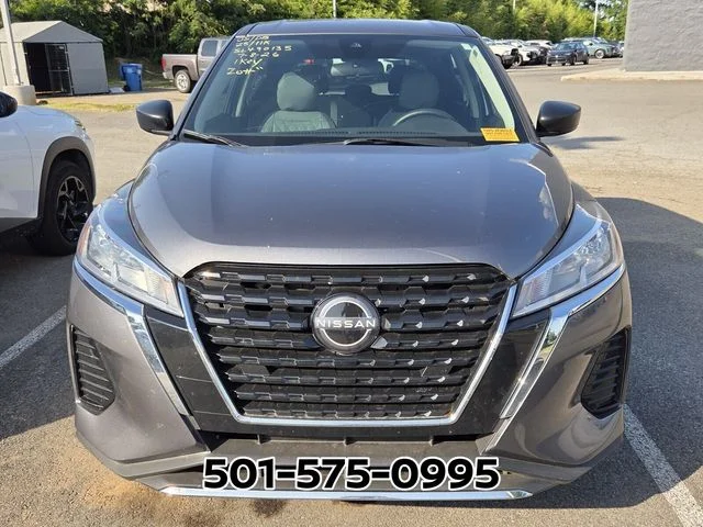 Used 2025 Gray Nissan S image 7