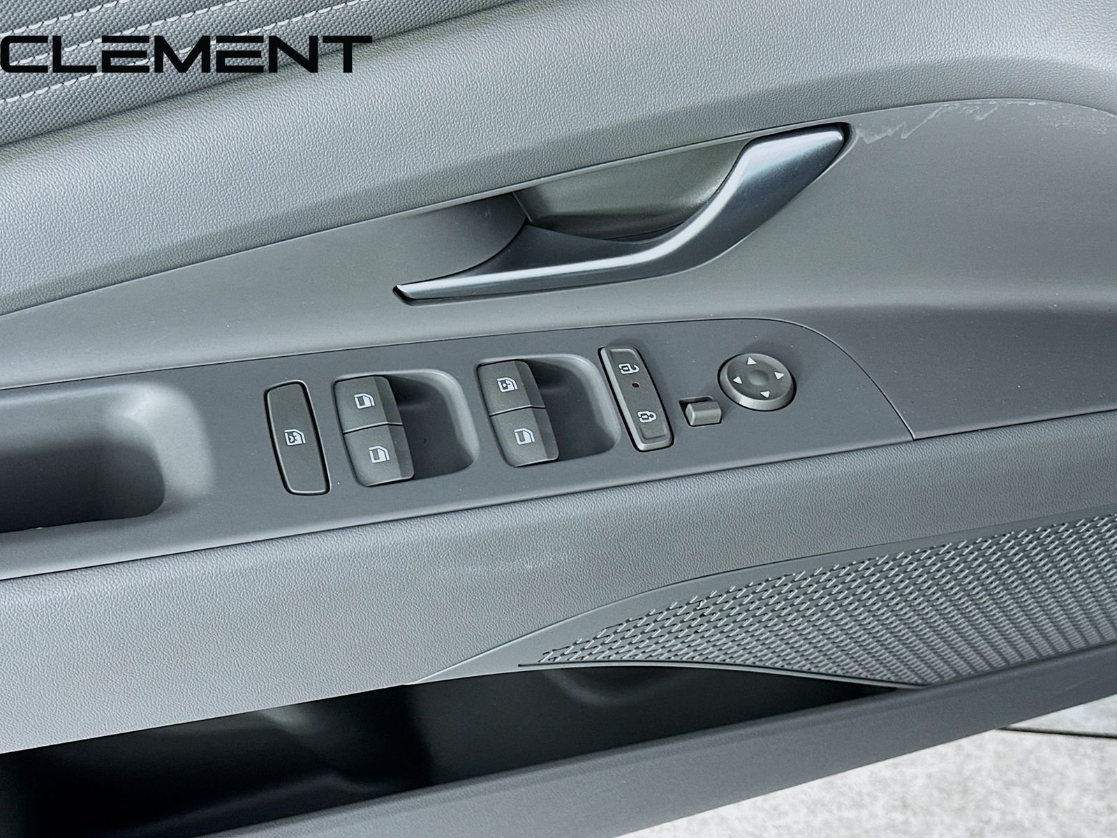 2024 Hyundai Elantra SEL - Photo 27