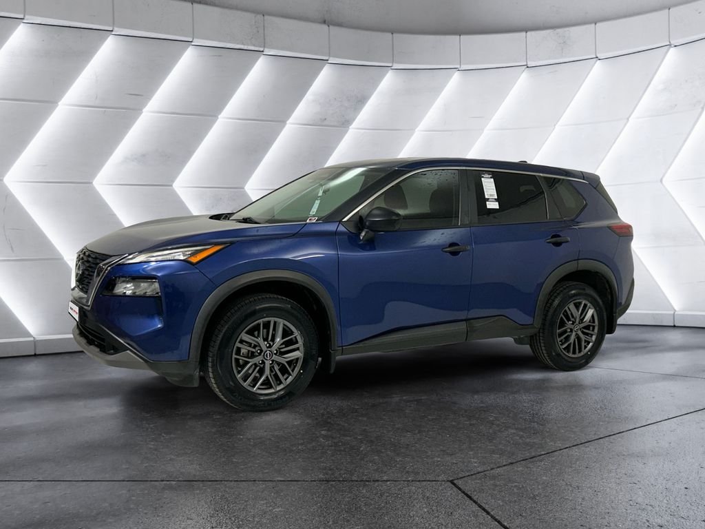Used 2023 Blue Nissan S image 3