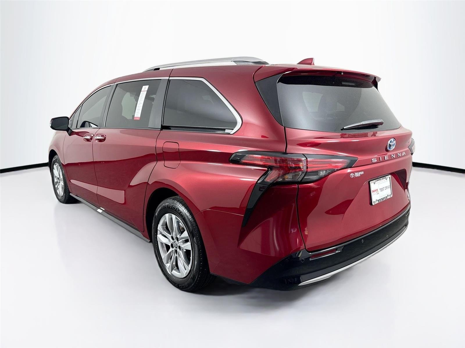 Used 2023 Ruby Flare Pearl Toyota Limited 7-Passenger image 13